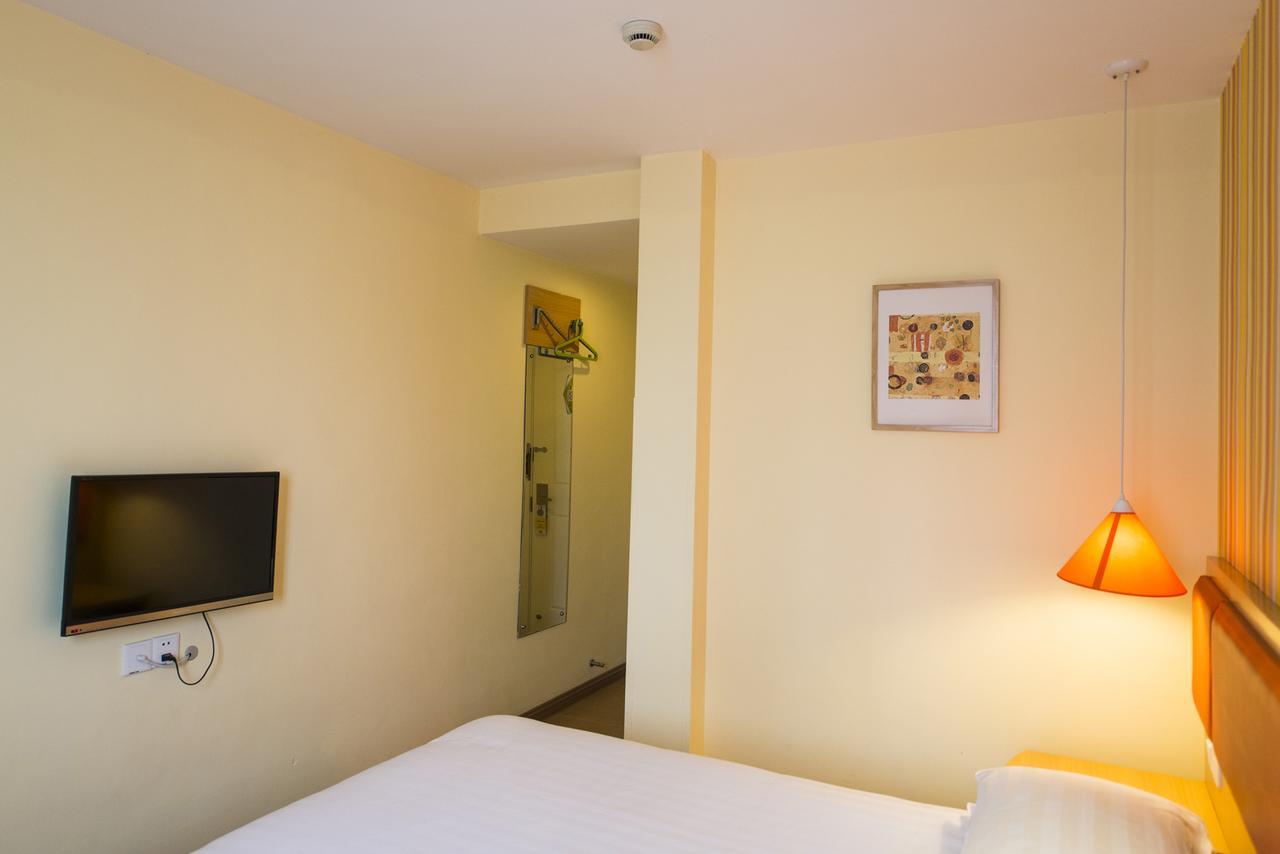 Home Inn Chongqing Nanping Pedestrian Street Branch Luaran gambar